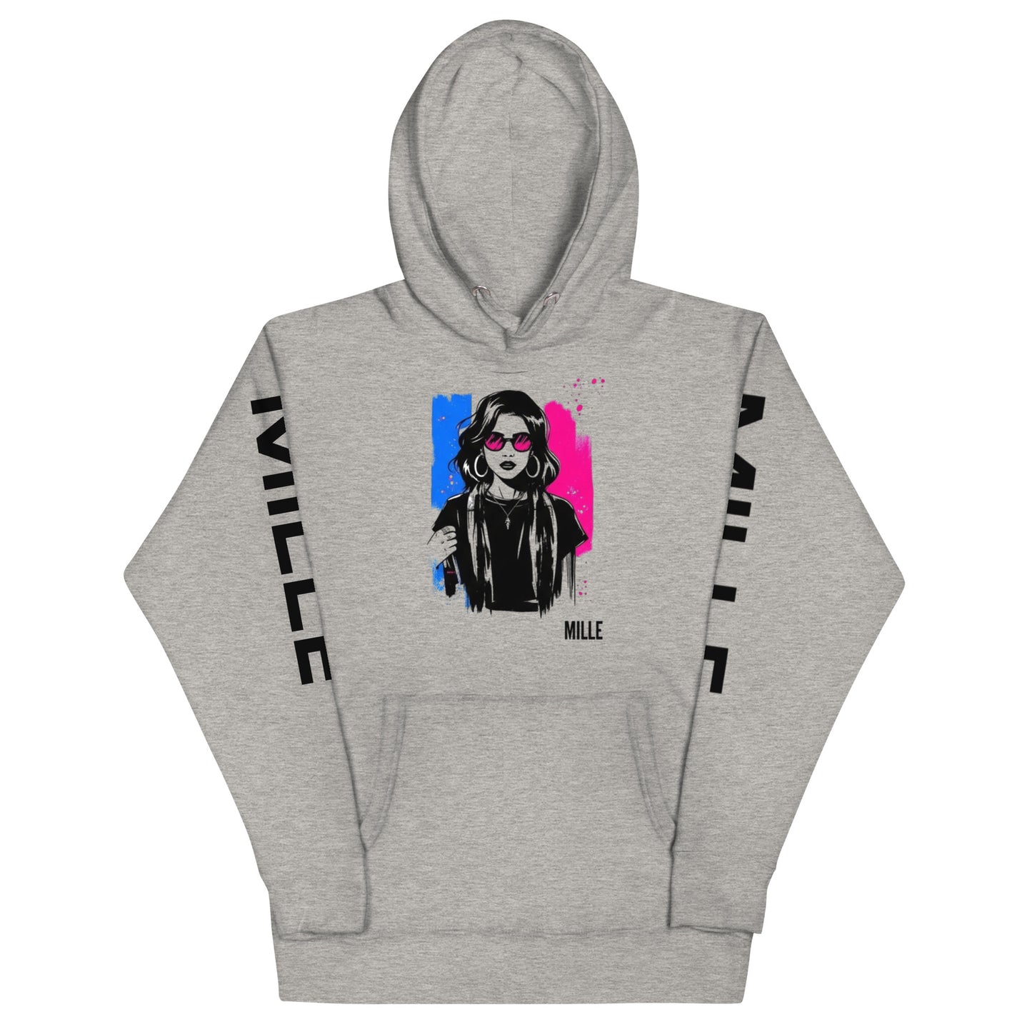 Sudadera con capucha MILLE ECO de color gris carbón con diseño de artista en el pecho y logos en las mangas. Vista frontal.