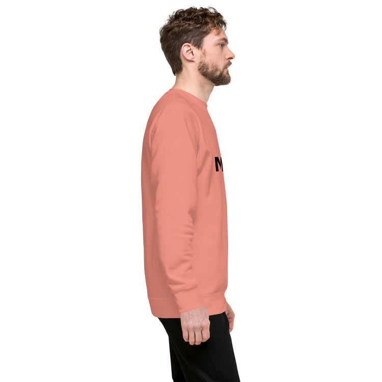 Sudadera MILLE Origin LS de color rosa empolvado. Vista del perfil derecho con modelo.