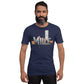 Camiseta MILLE Pillar de color azul marino con logo MILLE grande y vertical en el pecho. Vista frontal en modelo.