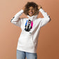 Sudadera con capucha MILLE ECO de color blanco con diseño de artista en el pecho y logos en las mangas. Vista frontal con modelo sonriendo sobre fondo de color.