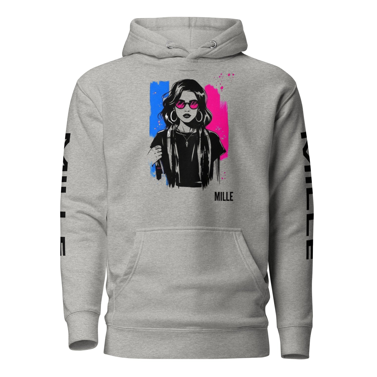 Sudadera con capucha MILLE ECO de color gris carbón con diseño de artista en el pecho y logos en las mangas. Vista frontal.
