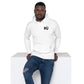 Sudadera con capucha MILLE URBAN de color blanco con logo MU en el pecho. Modelo masculino apoyado en un cubo blanco.