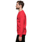 Sudadera MILLE Origin LS de color rojo con logo MILLE en el pecho. Vista del perfil izquierdo con modelo.