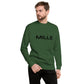 Sudadera MILLE Origin LS de color verde bosque con logo MILLE en el pecho. Vista frontal con modelo.