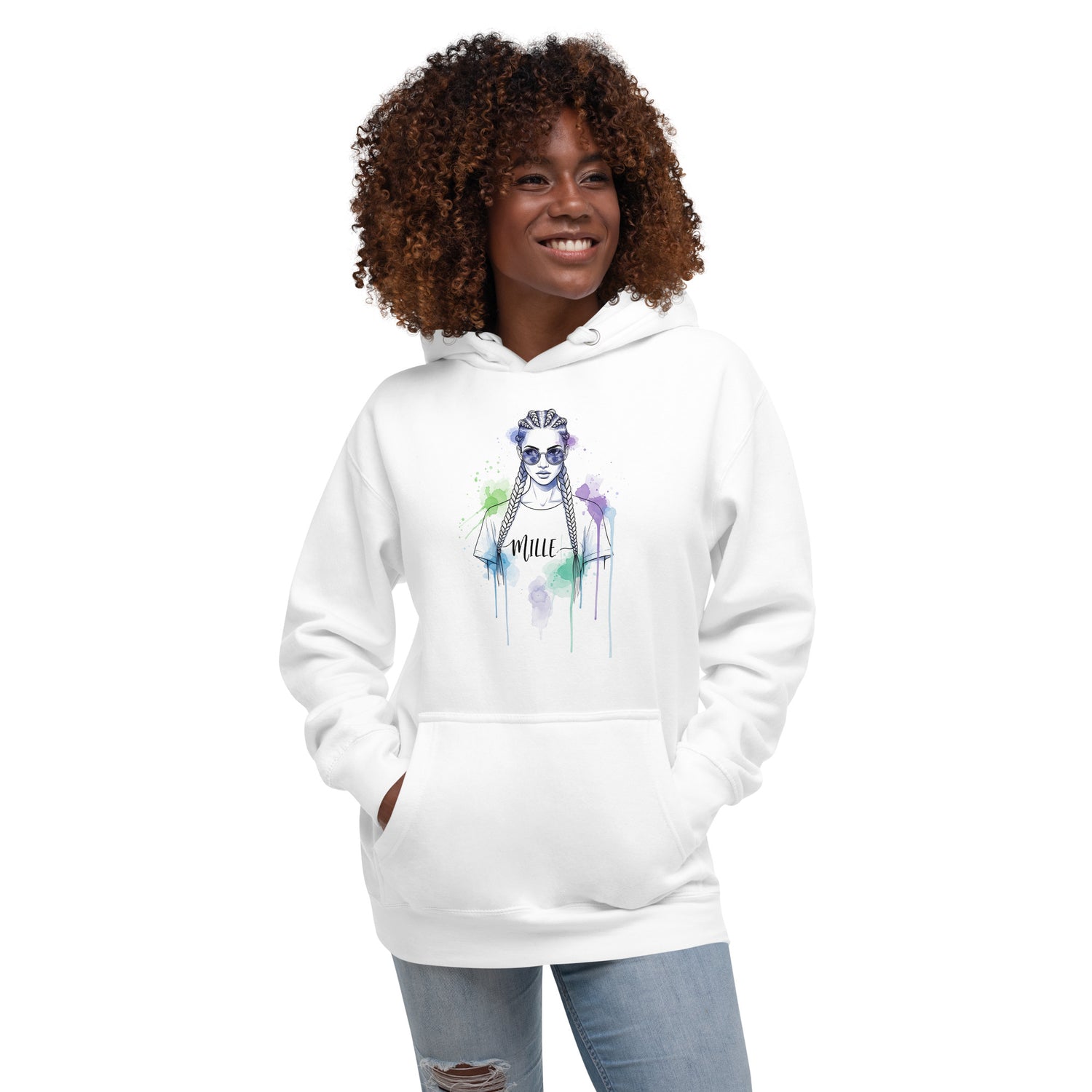 Sudadera con capucha MILLE VIBRA de color blanco con diseño artístico de chica con trenzas y manchas de acuarela. Vista frontal con modelo.